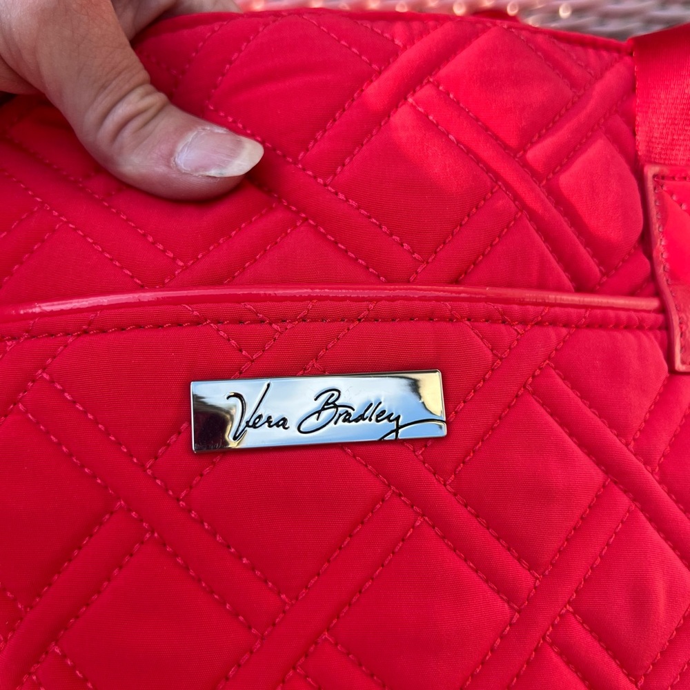 Vera Bradley Vibrant Red Quilted Travel Bag - Picture 9 of 13